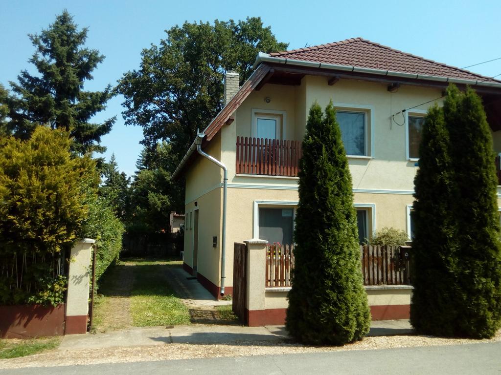 Eva Vendeghaz Guesthouse Hajdúszoboszló Exterior foto